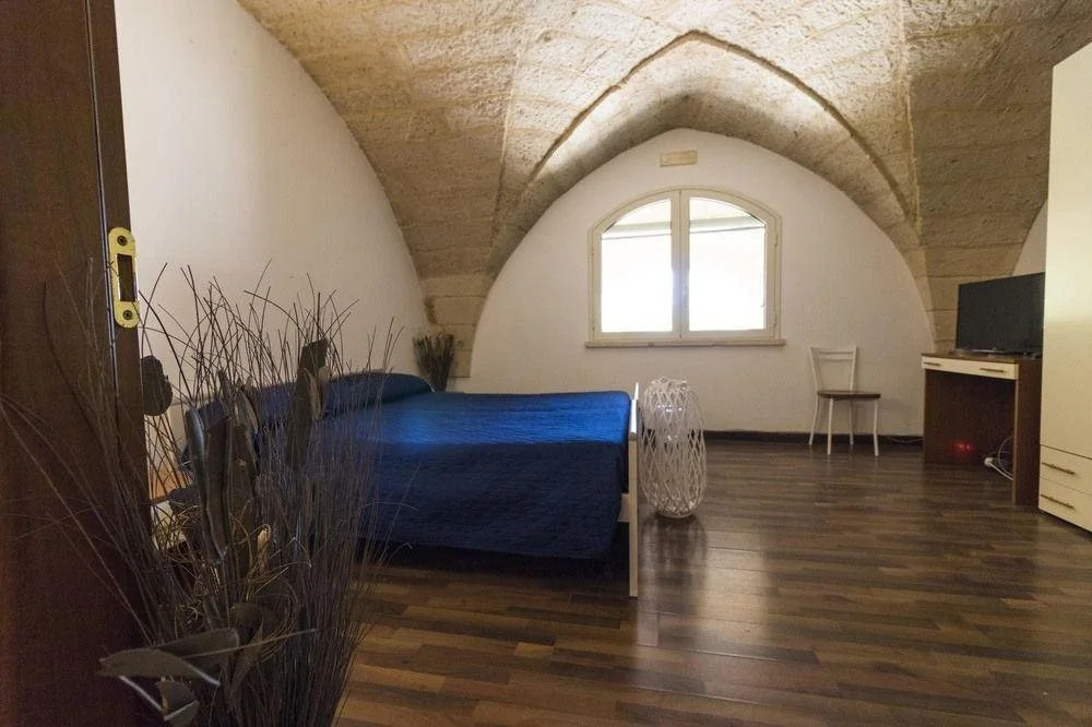 B&B Tarantola