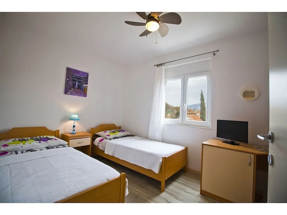 Calm & Relax with private PARKING