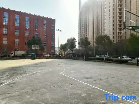 Lianhua Zhishang Hotel