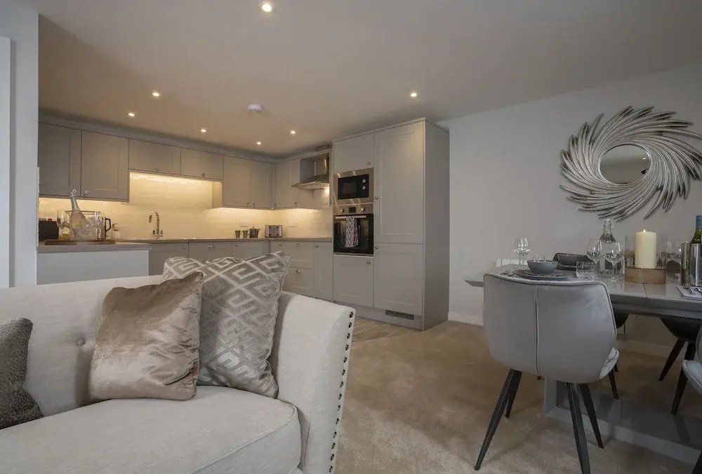 Church View - Spacious 2 Bedroom - 2 Bathroom - Property - Outdoor Terrace