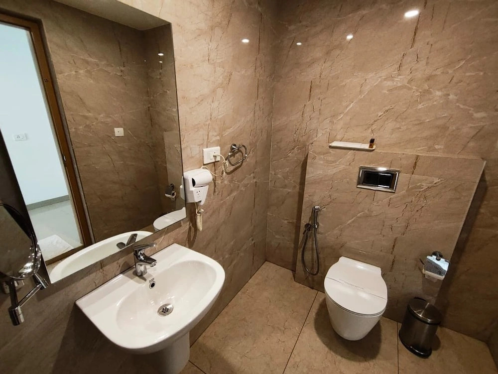 Hotel Salkara Chavakkad