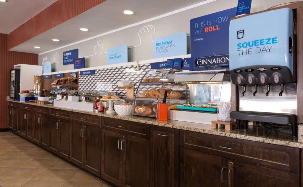 Holiday Inn Express Hartford-Newington by IHG