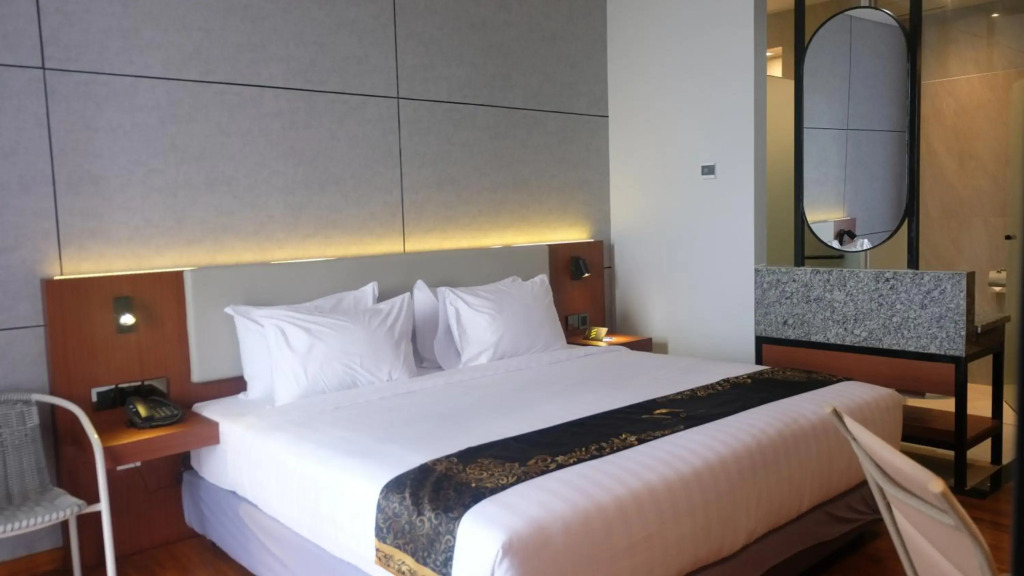 Grand Miami Hotel