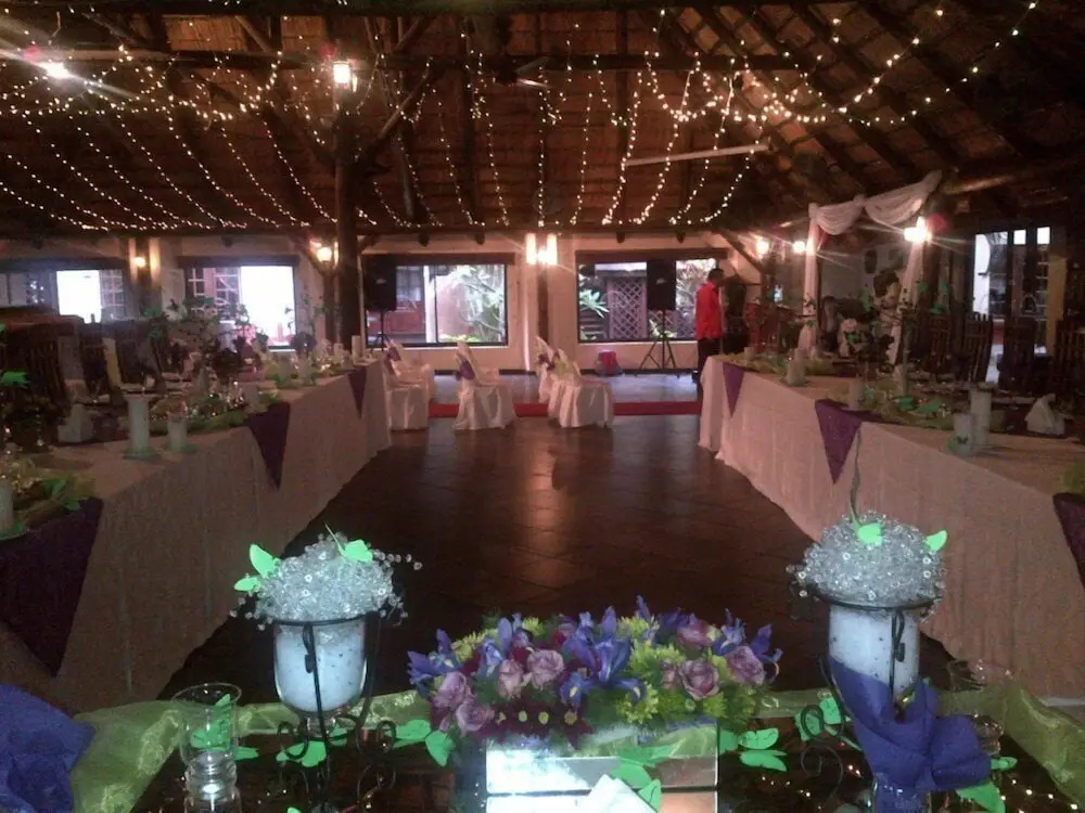 Woodpecker Inn
