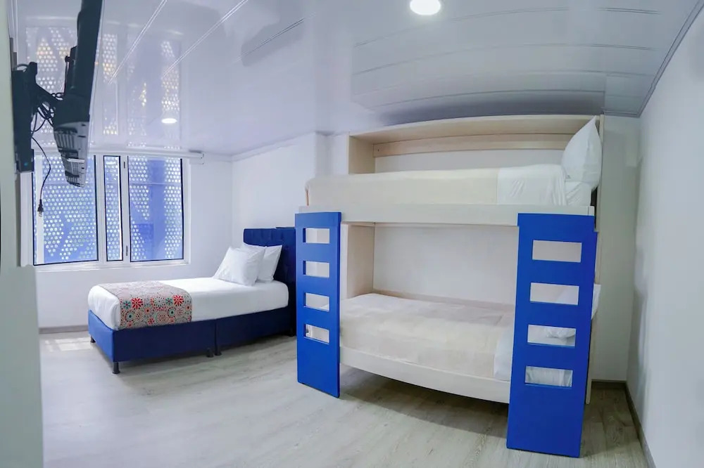 Hotel Sky Blue