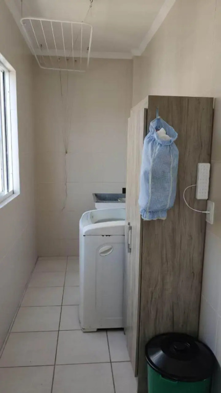Apartamento confortável em Meia Praia - 200 metros da praia
