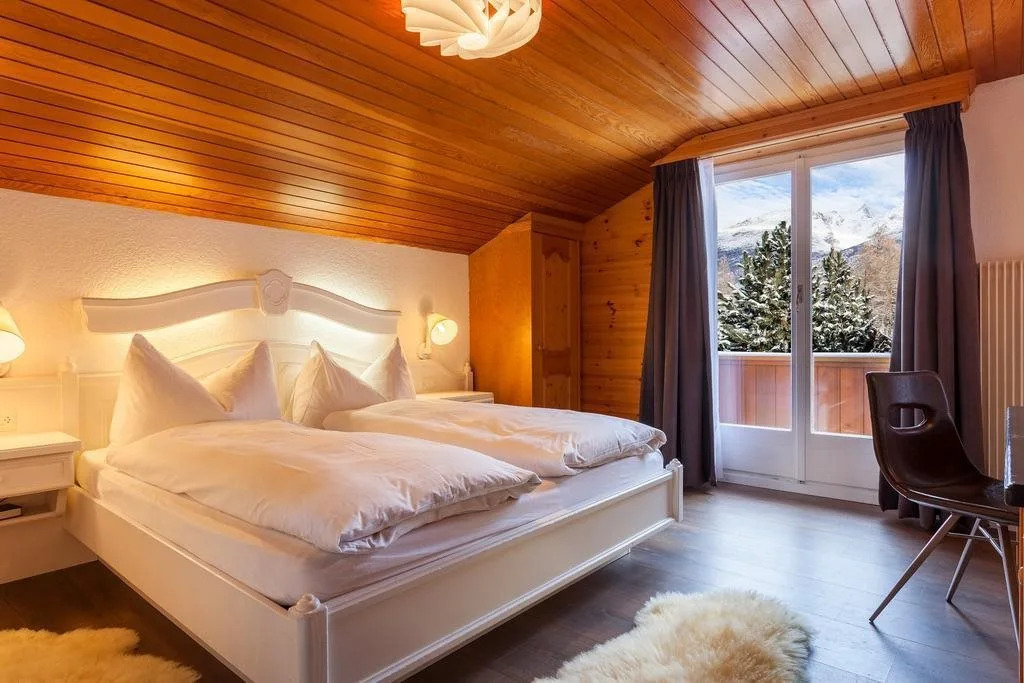 Hotel THE LARIX ski-in ski-out