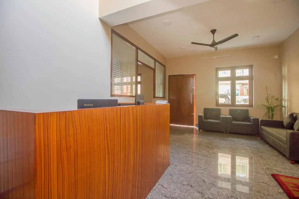 Collection O O 66148 Kuti Ghar Residency