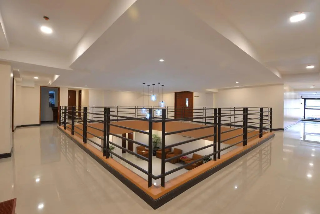 Royal Suites Condotel