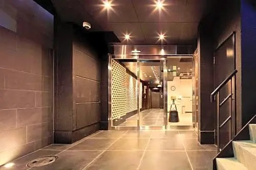 Culti Earl Hotel