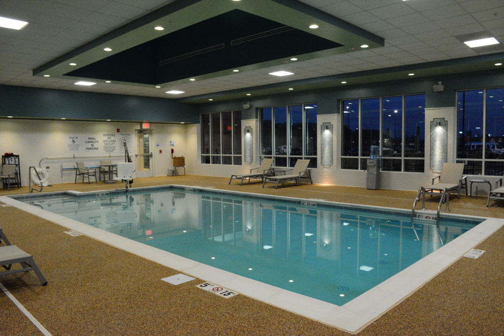 Holiday Inn Express & Suites Lexington Park California by IHG