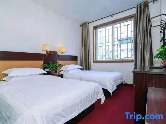 Xinyi Film Hotel (Guilin Medical College Liangjiang Sihu Branch)