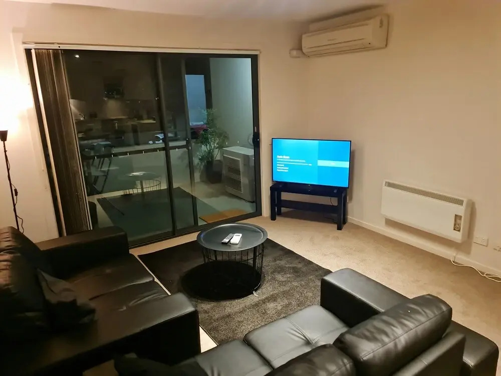 Qure Restaurant and Apartments Canberra Bruce