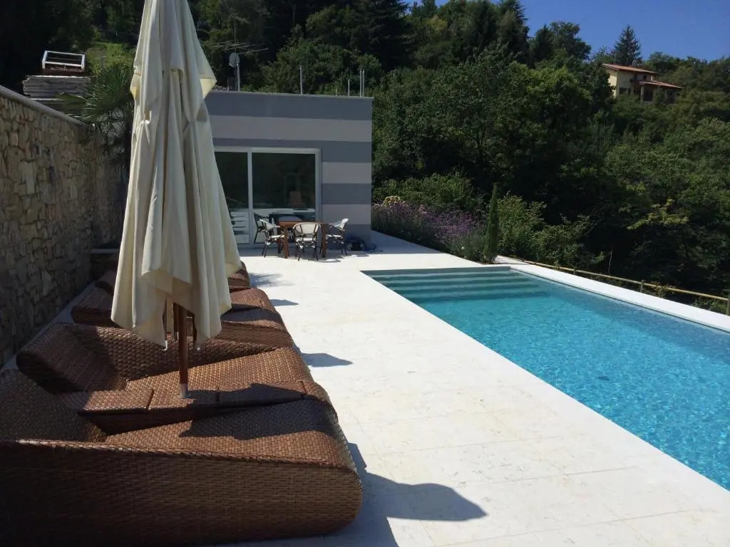 Zeno Suites