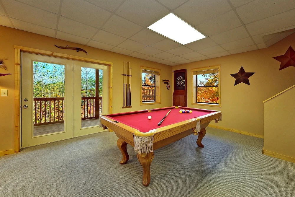 Can’t Bear To Leave 455 - Four Bedroom Cabin