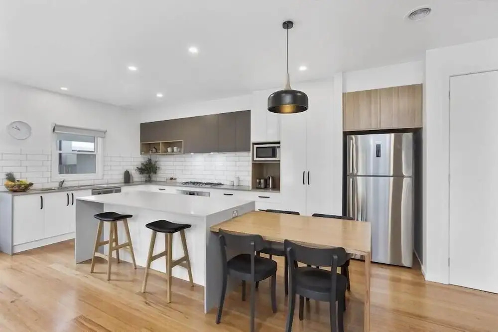 Coastal Vibe Apartments