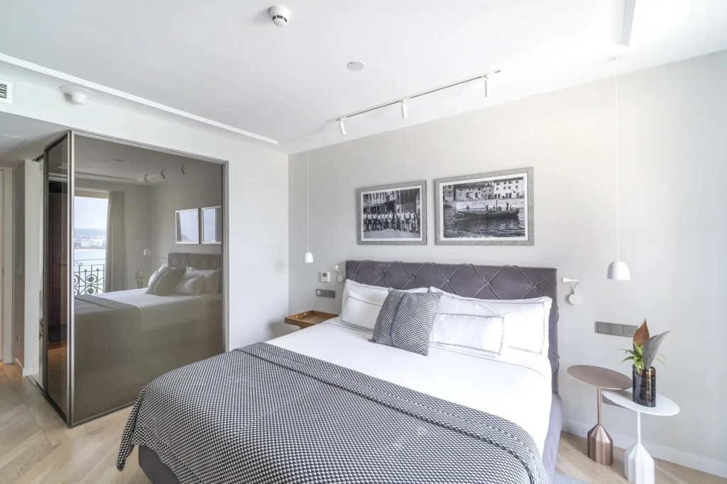 Lasala Plaza Hotel
