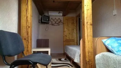 Guest house Battery 17