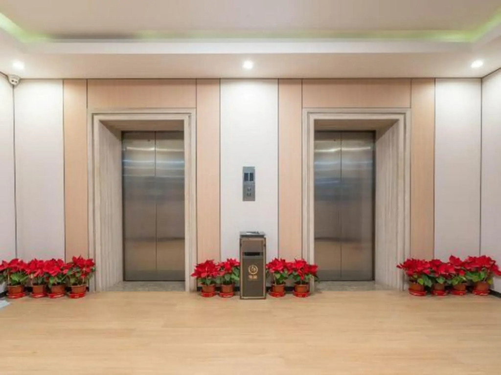 Jewel Business Hotel