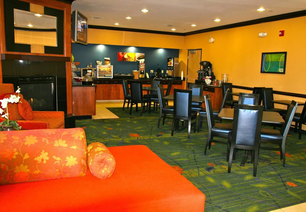 AmericInn by Wyndham Hays