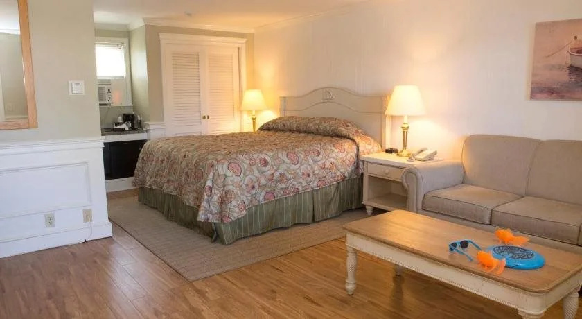 The Cove Motel