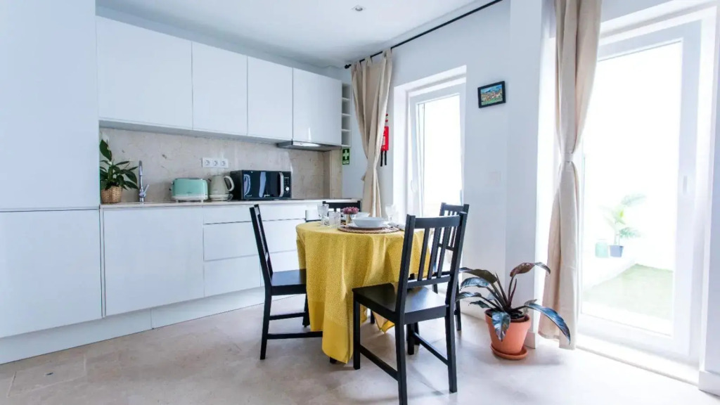 Lx Design Apartment near Congress Center