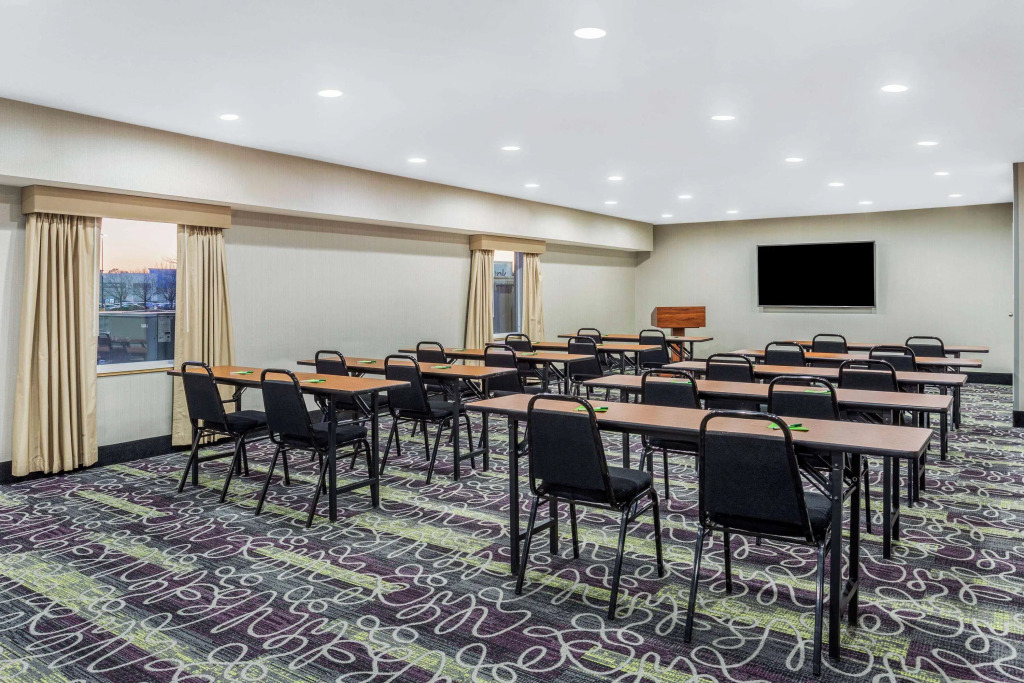 La Quinta by Wyndham Rockford