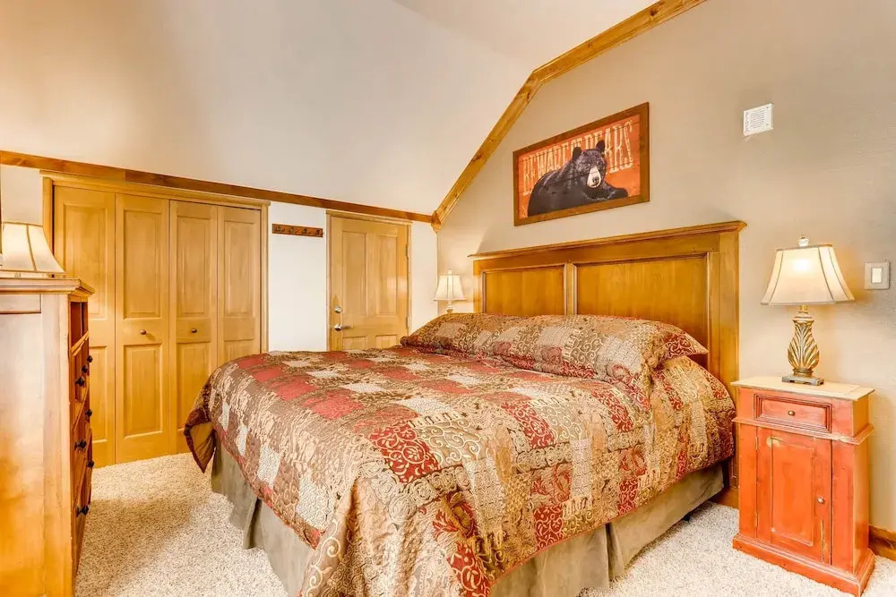 Spacious 1br -river Run Village-hot Tub & Kids Ski Free 1 Bedroom Condo by RedAwning