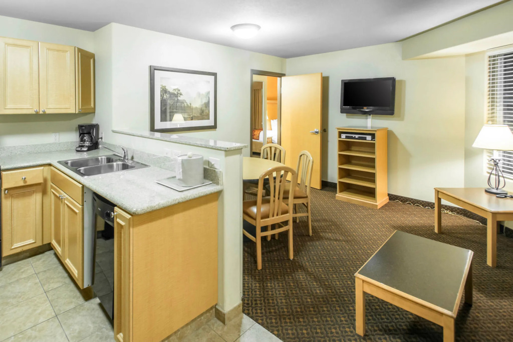 Comfort Inn & Suites Glenwood Springs On The River