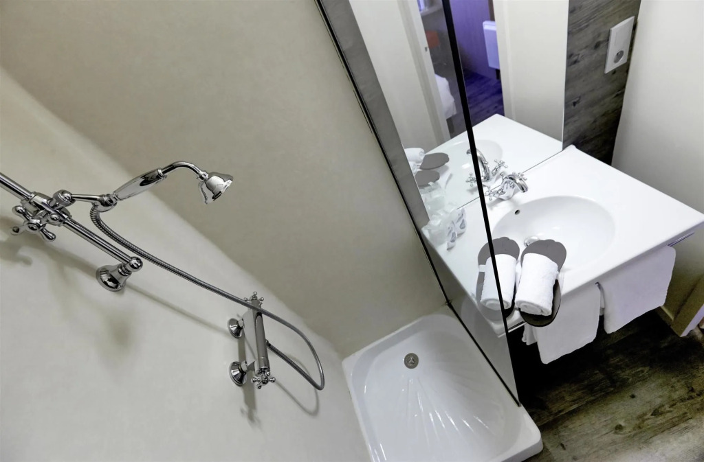 Brit Hotel Essentiel Cholet