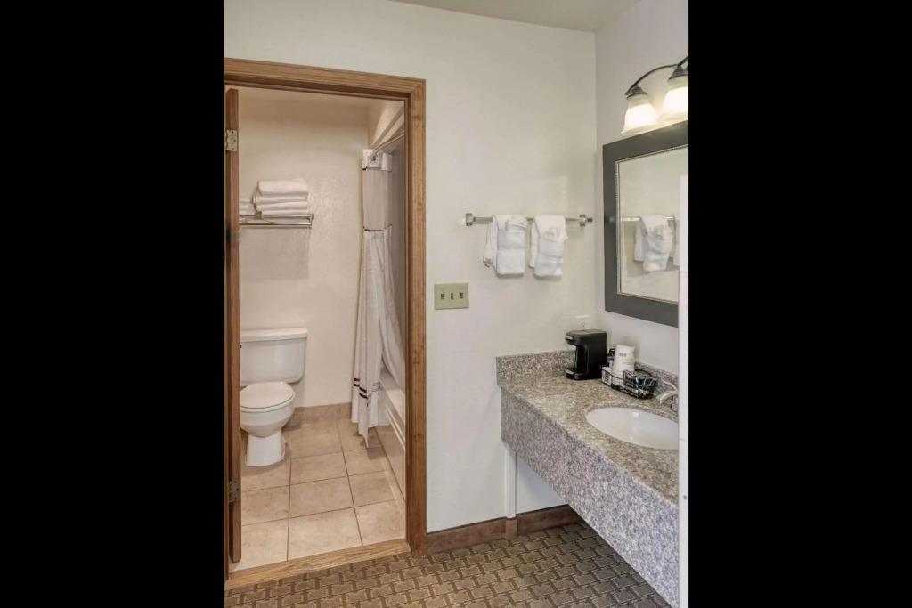 Ridgeline Hotel at Yellowstone, an Ascend Collection Hotel