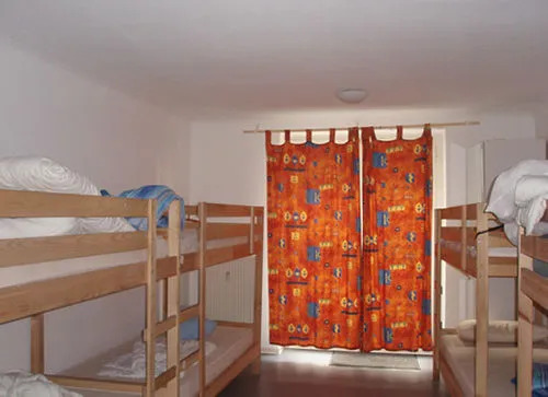 Wira Guesthouse 25a
