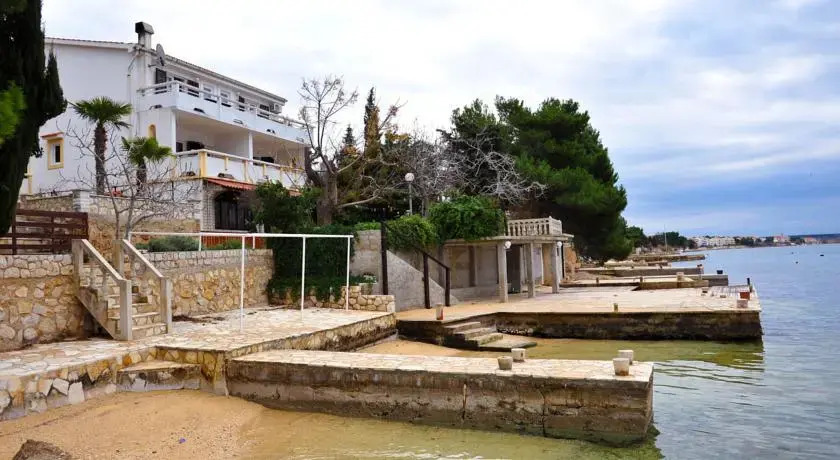 Apartments Dragana