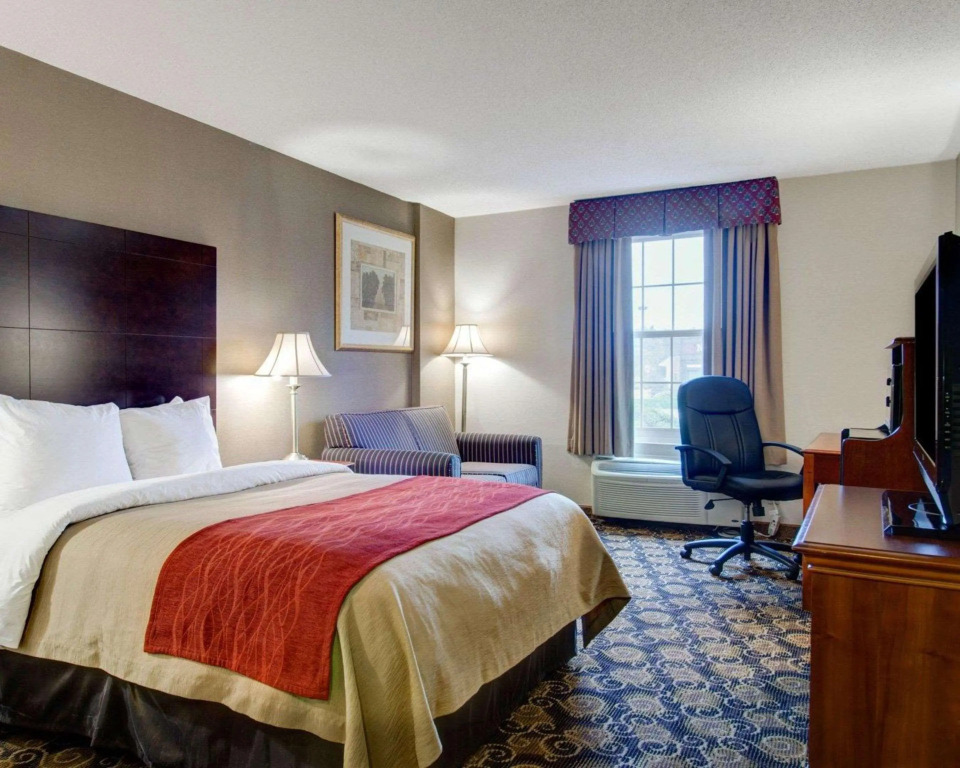 Comfort Inn Foxboro - Mansfield