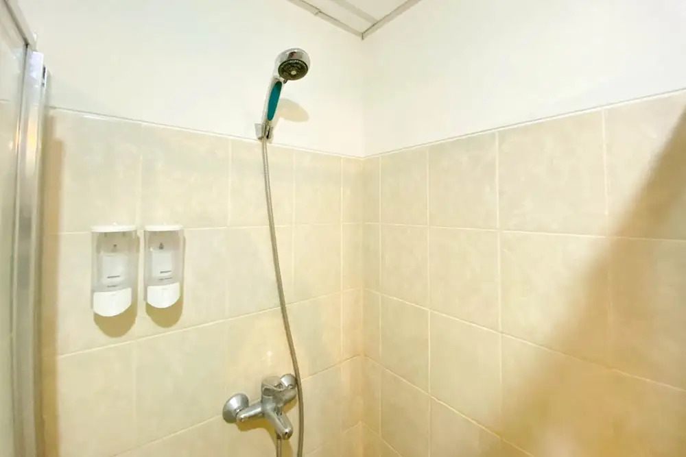 Comfy And Minimalist 1Br At The Wave Kuningan Apartment