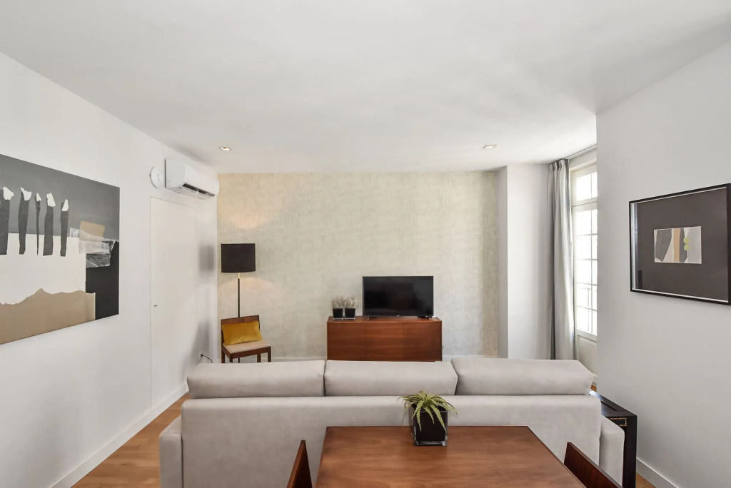 Augusta Residence Serviced Apartments
