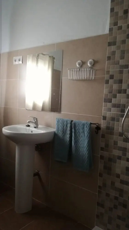 House With 3 Bedrooms in Zalea, With Wonderful City View, Enclosed Gar