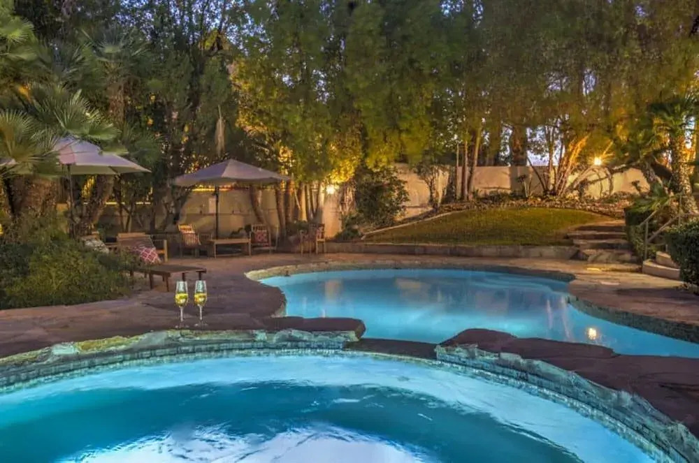Greens A Luxury Las Vegas Pool Villa
