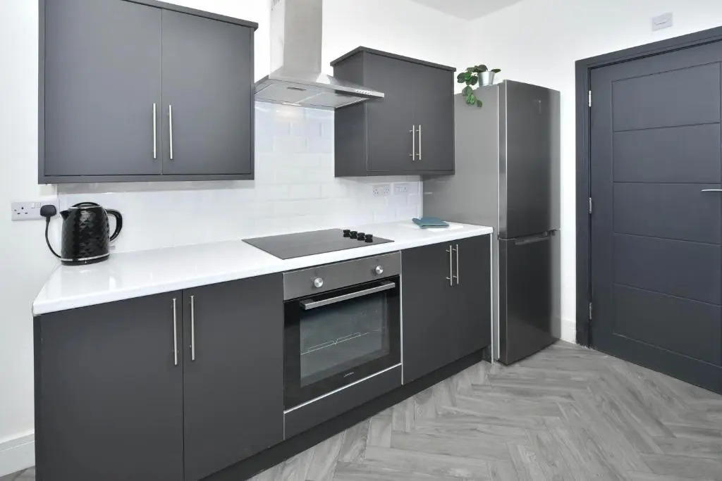 Townhouse @ 202 Walthall Street Crewe