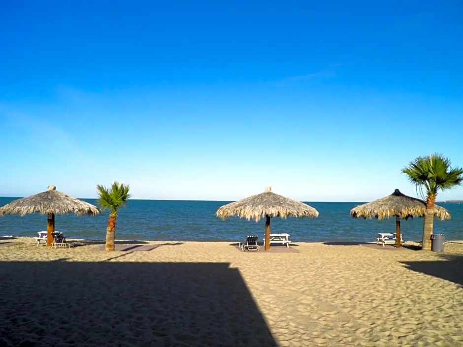 #38 Bungalow Seaside Hotel & Victors RV Park