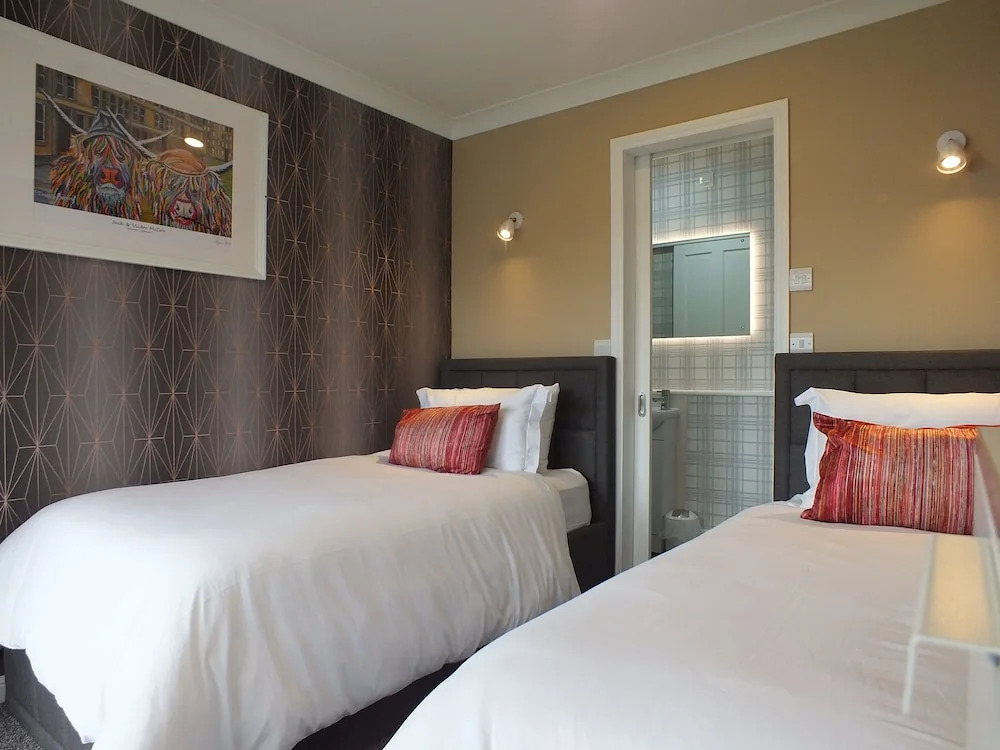The Crown Hotel