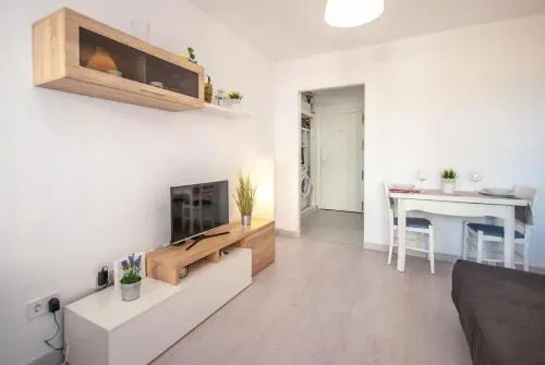 Iris Apartments Sea View
