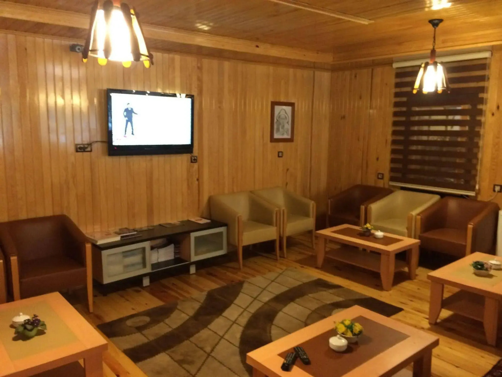 Meric Hotel