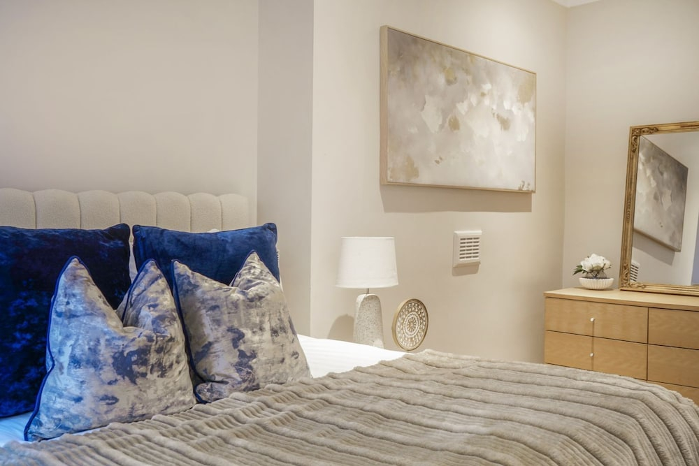 Hertford Flat 1