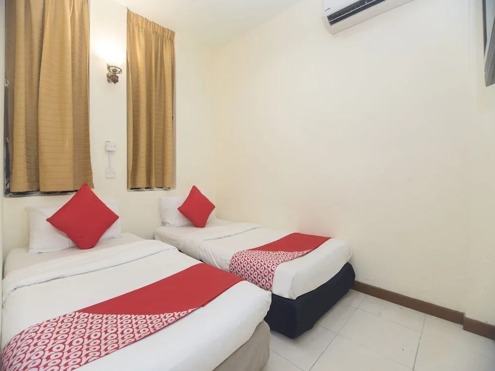 OYO 1149 Feringghi Hotel