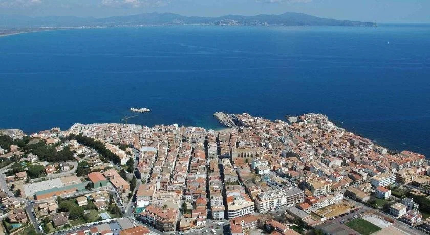 Apartamentos Mestral