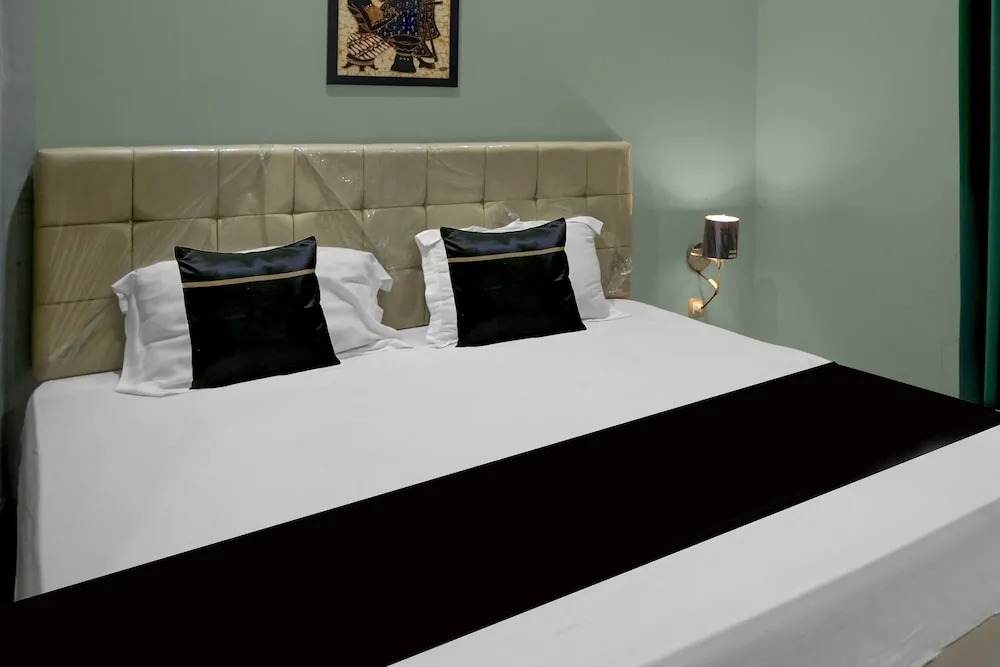 Hotel O near Museum Lambung Mangkurat