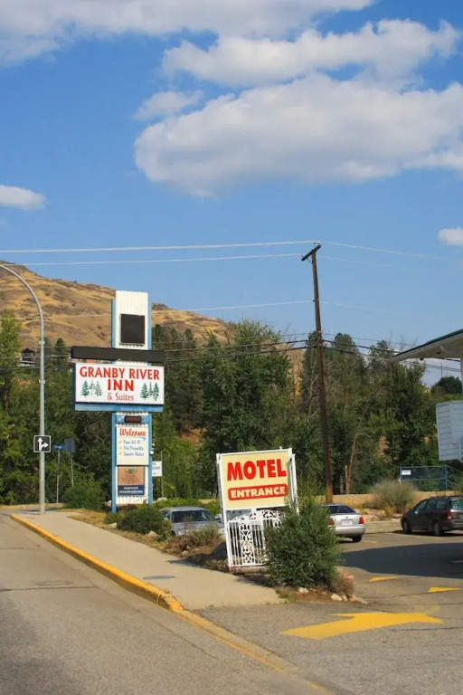 Granby River Inn & Suites