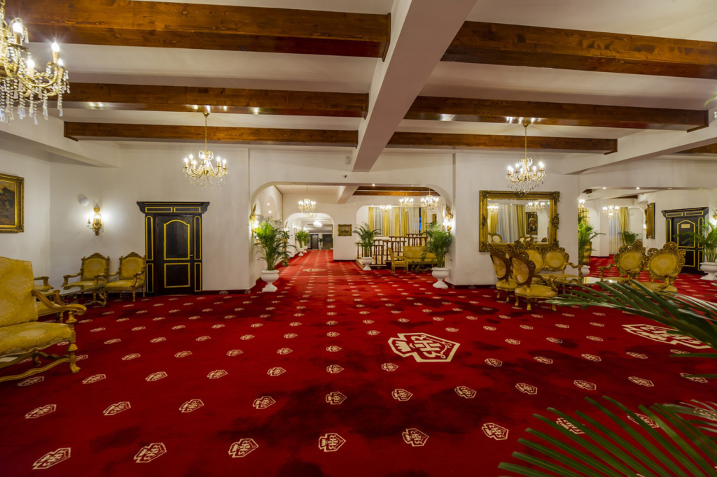 Aurelius Imparatul Romanilor Resort & SPA