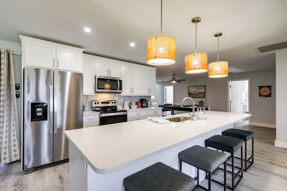 Game, Shop & Beach-hop: Family Home in Cape Coral